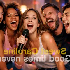 Fünf Freunde singen lautstark Karaoke in einer Bar. Sie haben sichtlich Spaß und lachen.